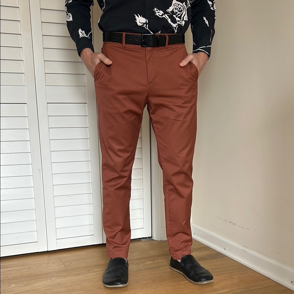 Size 31x30 | Banana Republic | Core Temp Slim Fit Chino Pants – Rust